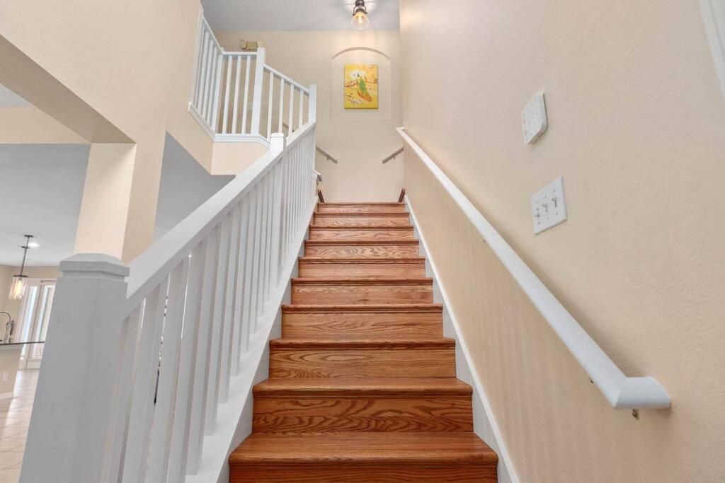 Lakeview W/8 Bedroom 5 Kingsuite 3 Miles To Disney Кисими Екстериор снимка